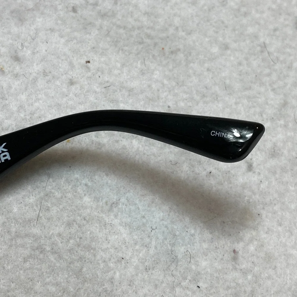 Jessica Simpson Sunglasses Womens OS Black Cat Eye Quilted Gold Detail J5540